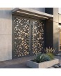 Antracietkleurige aluminium deur met dubbel glas en decoratief paneel.
