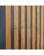 PIVOT RAIL3 - aluminium buitendeur met verticale lamellen van aluminium profielen
