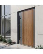 PIVOT RAIL3 - aluminium buitendeur met verticale lamellen van aluminium profielen