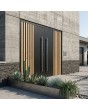 Zwarte dubbele aluminium deur met verticale lamellen van aluminium profielen