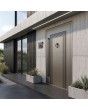 Bruine aluminium draaideur met strepen