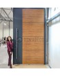aluminium draaipunt voordeur met gouden eikenhouten decor